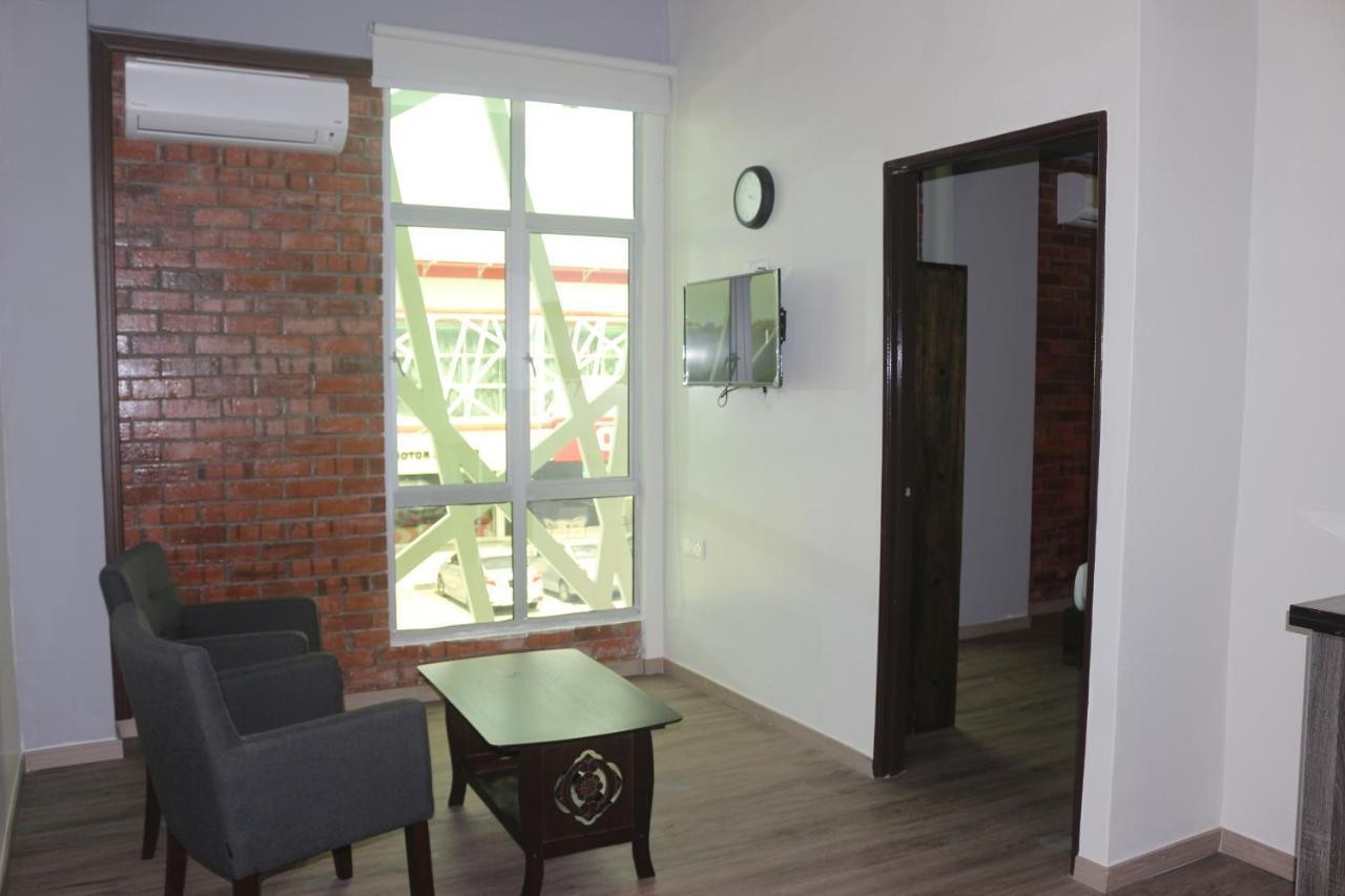 Blue Eyes Hotel Kepala Batas  Exterior foto