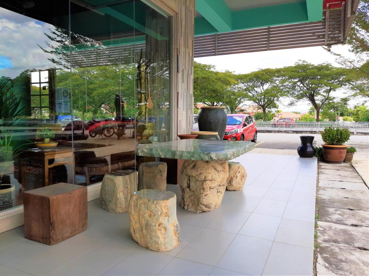 Blue Eyes Hotel Kepala Batas  Exterior foto
